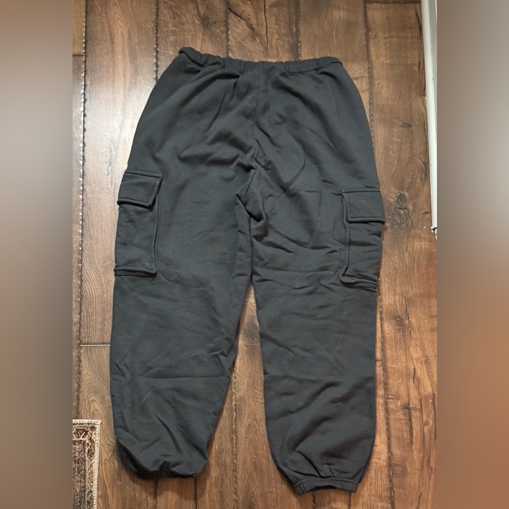 Abercrombie Gray Cargo Sweatpants and Sweatshirt Set - Picture 4 of 7
